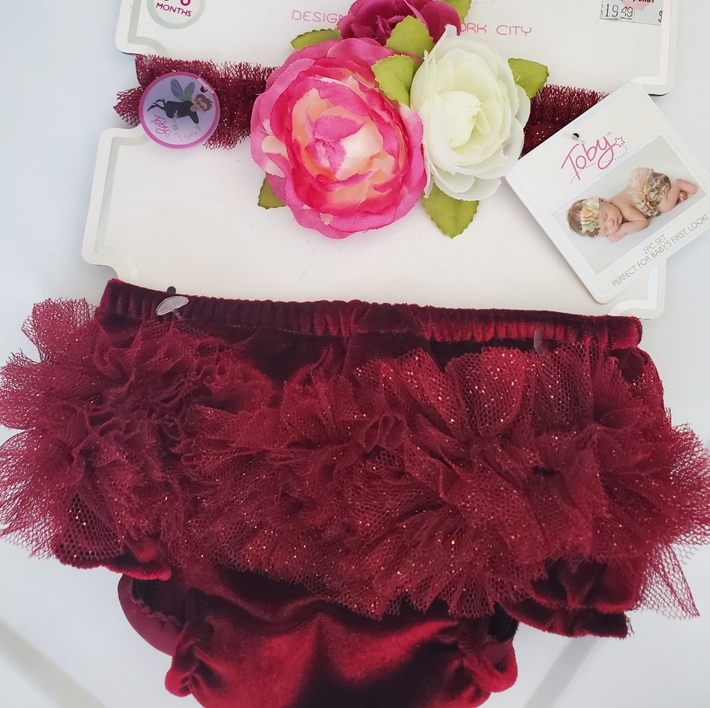 Baby photo headband and ruffled bottom.